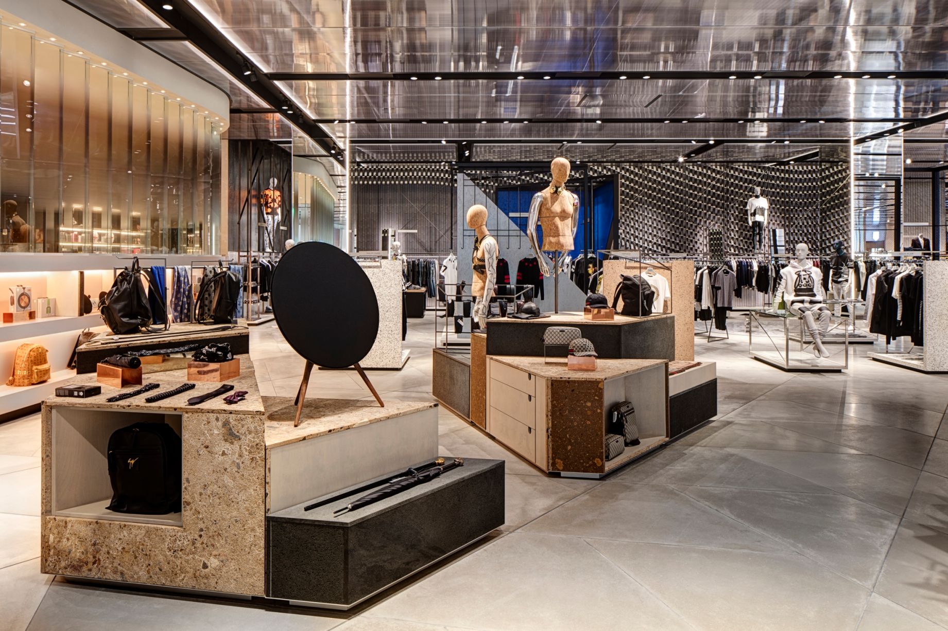Harvey Nichols服裝店裝修設(shè)計欣賞